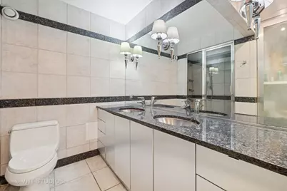 1122 N Clark Street #3301-10, Chicago, IL 60610 - Photo 16