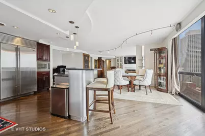 1122 N Clark Street #3301-10, Chicago, IL 60610 - Photo 6