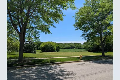 615 Wood Creek Drive, Antioch, IL 60002 - Photo 20