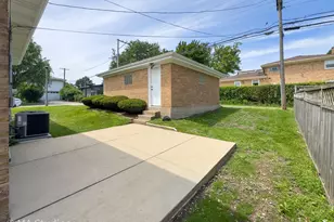 4256 Golf Rd, Skokie, IL 60076 - Photo 52