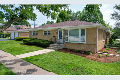 4256 Golf Road, Skokie, IL 60076 - Photo 1
