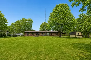 407 Ottawa St, Morris, IL 60450 - Photo 4