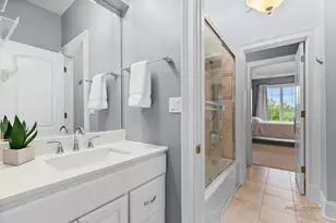 151 Palmer Cir, Vernon Hills, IL 60061 - Photo 34