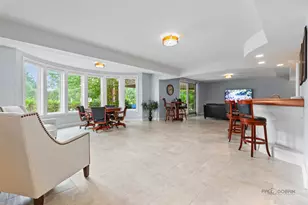 151 Palmer Cir, Vernon Hills, IL 60061 - Photo 42