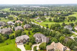 151 Palmer Cir, Vernon Hills, IL 60061 - Photo 68