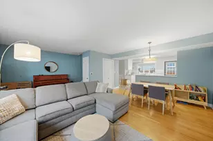 1903 W Sunnyside Ave, Chicago, IL 60640 - Photo 6