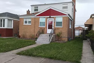 12610 S Laflin St, Calumet Park, IL 60827 - Photo 2