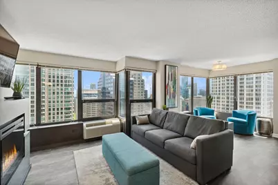 30 E Huron Street #3802, Chicago, IL 60611 - Photo 4