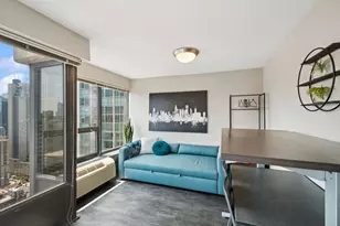 30 E Huron St, Chicago, IL 60611 - Photo 10