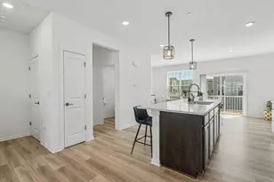 2703 Martini St, Mundelein, IL 60060 - Photo 8