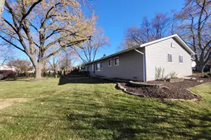 364 N Everett Dr, Palatine, IL 60074 - Photo 38