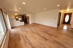 364 N Everett Dr, Palatine, IL 60074 - Photo 6