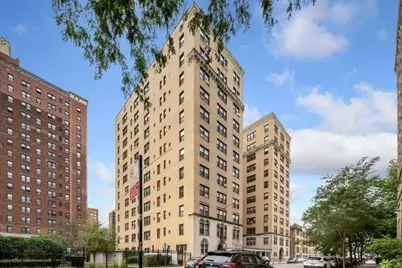 1755 E 55th Street #303, Chicago, IL 60615 - Photo 1