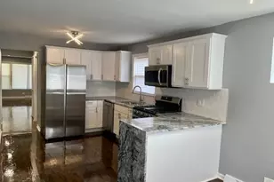 9334 S Paxton Ave, Chicago, IL 60617 - Photo 20