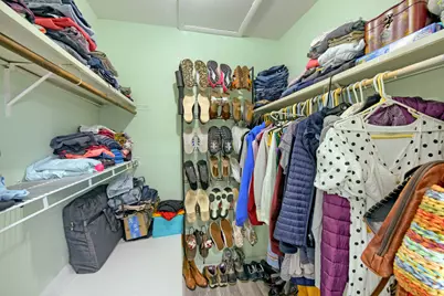 1301 N Glen Circle #D, Aurora, IL 60506 - Photo 12