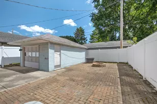11413 S St Louis Ave, Chicago, IL 60655 - Photo 24