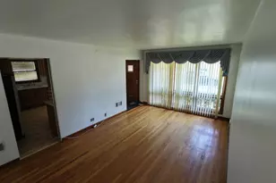 4605 Jerome Ave, Skokie, IL 60076 - Photo 6