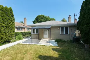 4605 Jerome Ave, Skokie, IL 60076 - Photo 28