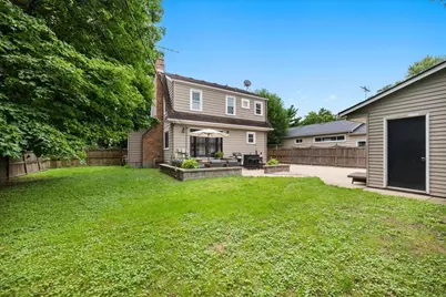 1115 W State Street, Geneva, IL 60134 - Photo 24