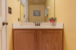 2877 Sarah Ct, Elgin, IL 60124 - Photo 34
