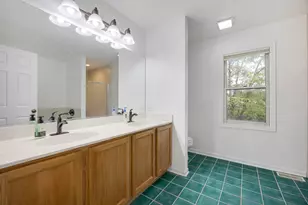 2877 Sarah Ct, Elgin, IL 60124 - Photo 24