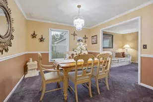 2877 Sarah Ct, Elgin, IL 60124 - Photo 14