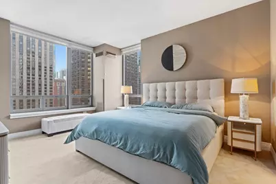 600 N Lake Shore Drive #2102, Chicago, IL 60611 - Photo 10