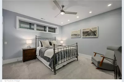 2107 W Bradley Place, Chicago, IL 60618 - Photo 54
