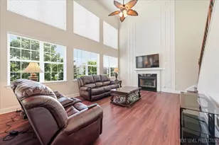 3615 Tournament Dr, Elgin, IL 60124 - Photo 12