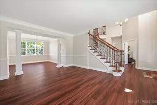 3615 Tournament Dr, Elgin, IL 60124 - Photo 6