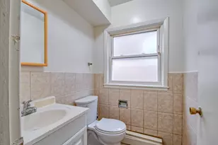 9010 Bronx Ave, Skokie, IL 60077 - Photo 12
