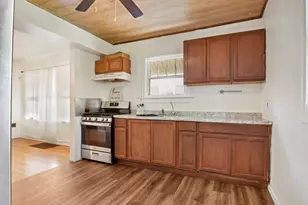 1310 Prairie Ave, Chicago Heights, IL 60411 - Photo 12