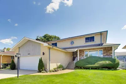 10013 Hope Drive, Rosemont, IL 60018 - Photo 2