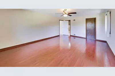 10013 Hope Drive, Rosemont, IL 60018 - Photo 32