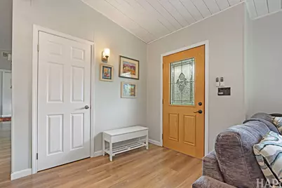 614 Livingston Street, McHenry, IL 60050 - Photo 6