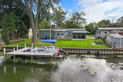 614 Livingston Street, McHenry, IL 60050 - Photo 4