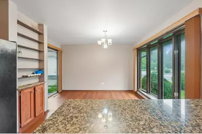 211 Sheridan Court, Waukegan, IL 60085 - Photo 8