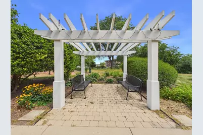2210 S Goebbert Road #226, Arlington Heights, IL 60005 - Photo 42