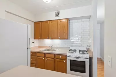 5616 N Kenmore Avenue #3D, Chicago, IL 60660 - Photo 6