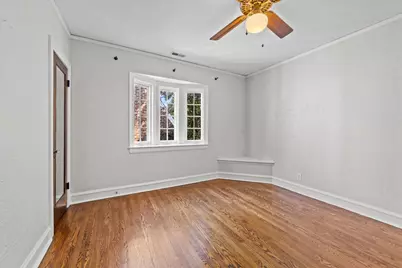 2401 Lawndale Avenue, Evanston, IL 60201 - Photo 24