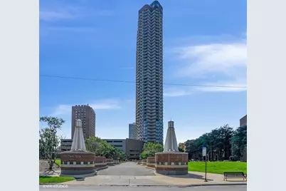 3660 N Lake Shore Drive #2407, Chicago, IL 60613 - Photo 1