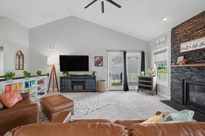 100 Weldon Springs Road, Monticello, IL 61856 - Photo 10
