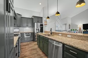 100 Weldon Springs Rd, Monticello, IL 61856 - Photo 18