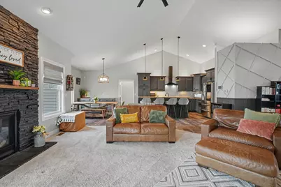 100 Weldon Springs Road, Monticello, IL 61856 - Photo 14