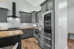 100 Weldon Springs Rd, Monticello, IL 61856 - Photo 16