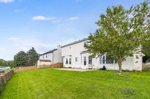 5315 Sunmeadow Dr, Plainfield, IL 60586 - Photo 4