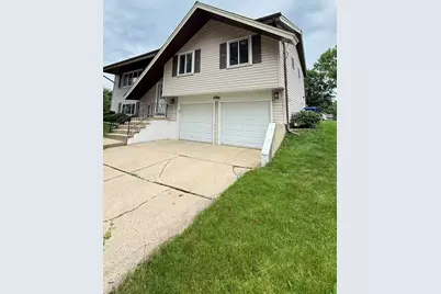 1916 Capital Court, Schaumburg, IL 60193 - Photo 32