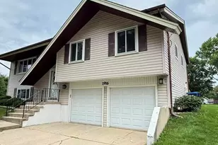 1916 Capital Ct, Schaumburg, IL 60193 - Photo 32