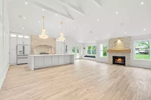1004 Golden Ave, Woodstock, IL 60098 - Photo 12