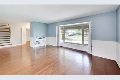759 E Mill Valley Road, Palatine, IL 60074 - Photo 4